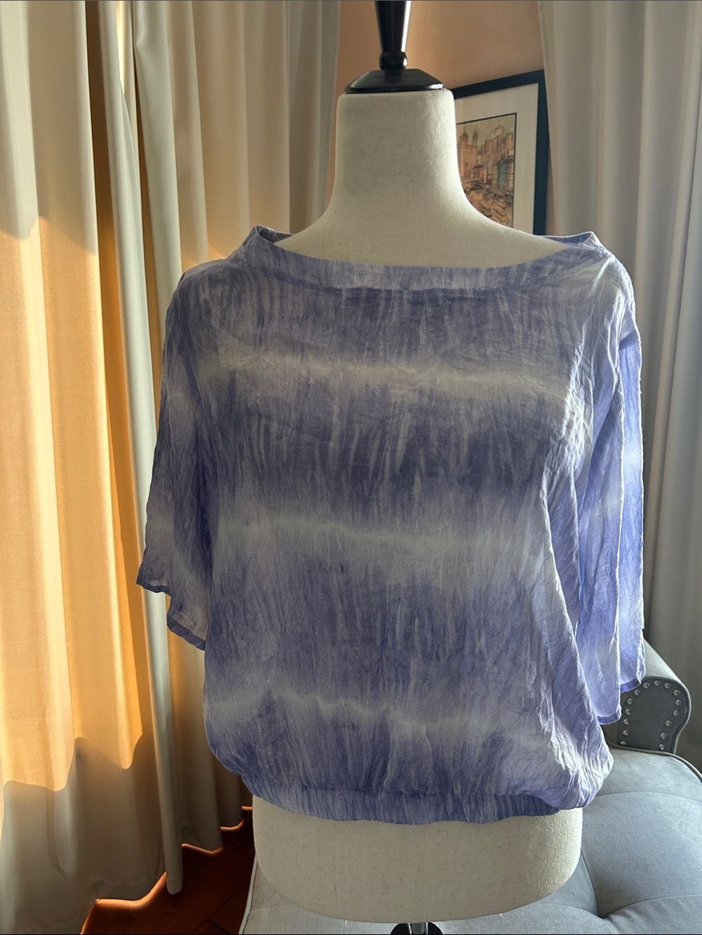 Bella Dahl Lavender and White Tie-Dye Boatneck Top -elbow length, sleeves  med